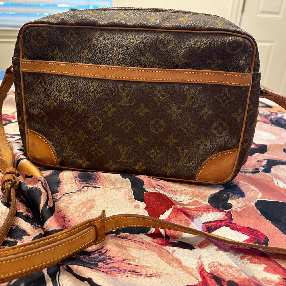 Louis Vuitton Crossbody crossbody monogram bag